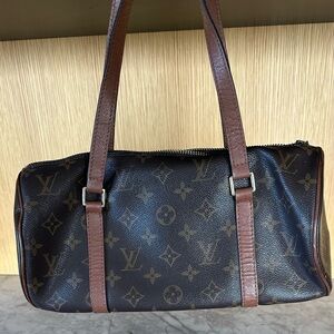 Louis Vuitton vintage papillon bag. Flash sale !